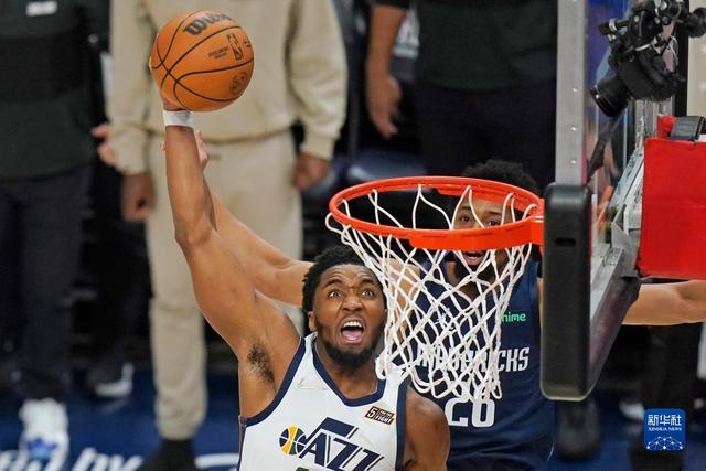 火箭险胜爵士豪取11连胜 独行侠险胜国王6连胜