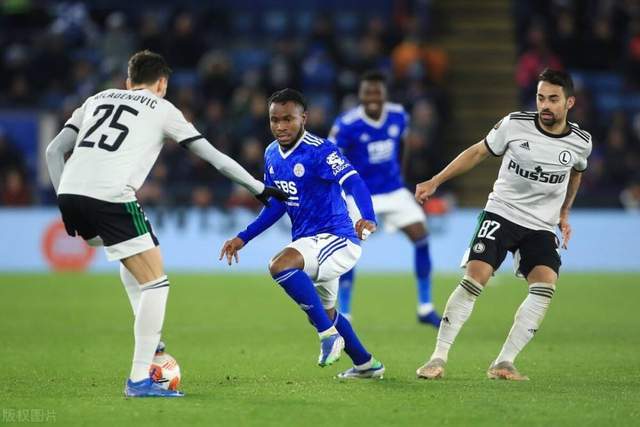 罗马诺：曼城青训队17岁小将正被多家俱乐部关注