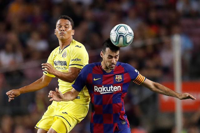 辽宁揭幕战赛前领取总冠军戒指 升起冠军旗帜